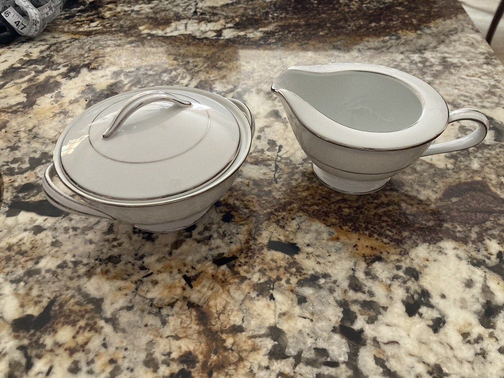 Noritake China ENVOY 6325 Sugar Bowl with Lid & Creamer Platinum Accents Japan