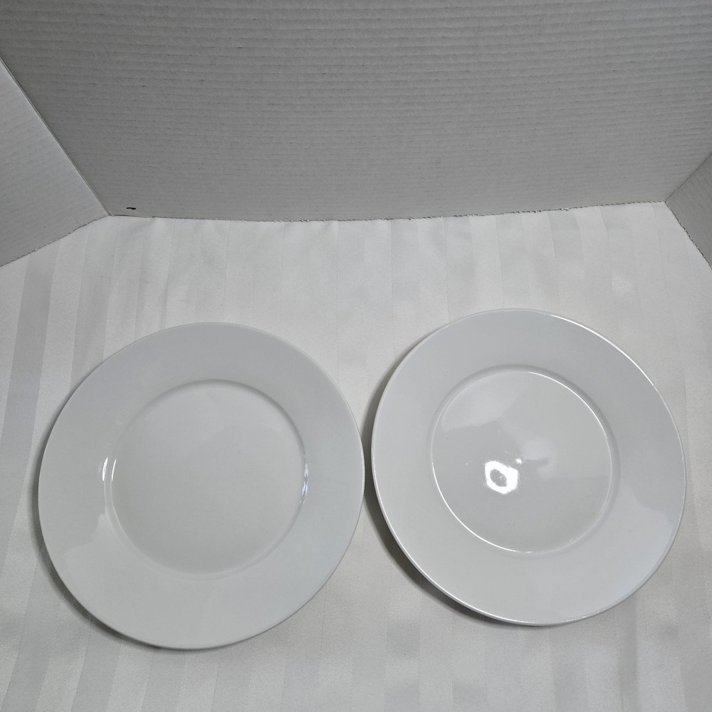 Set Of Two The Cellar For Macy's White Salad Plates Pre Owned