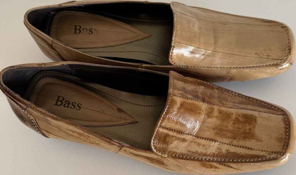 Bass Men's Tan Leather Slip-On Loafers Moc Toe Size 8.5 Casual Shoes