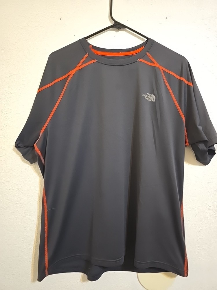 north face men shirt short sleeve Lg Used-Good
