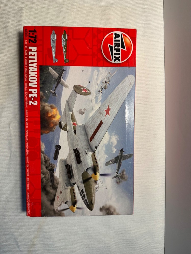 Airfix PETLYAKOV PE-2 1/72 Scale Plastic Model Kit