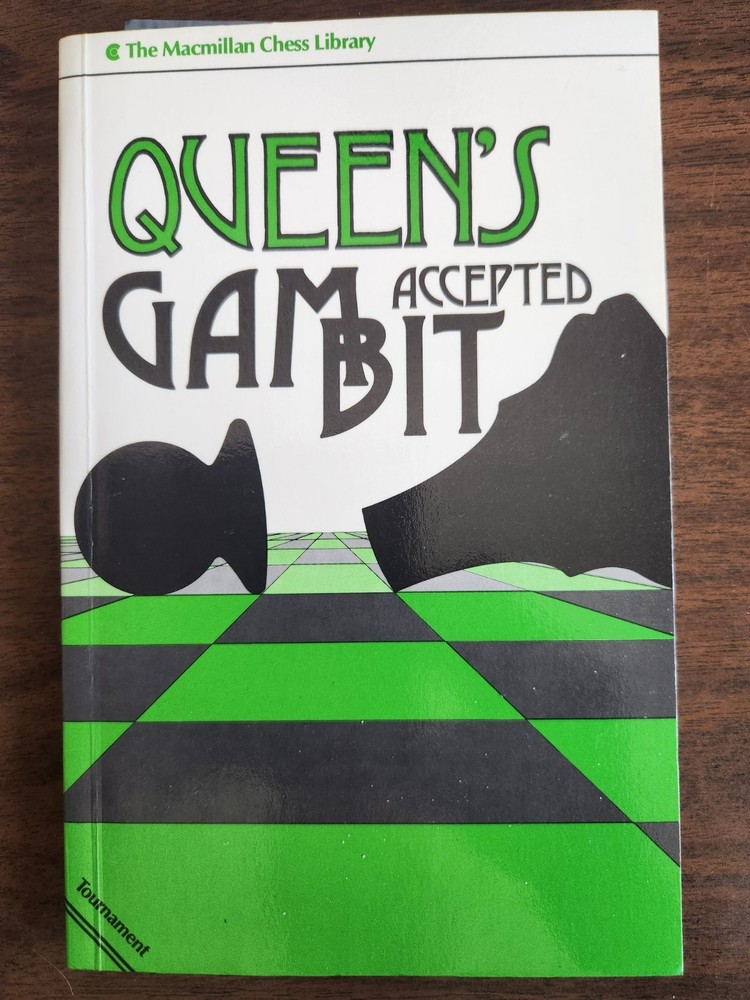 chess opening QGA all variations key lines explained fragments paperback