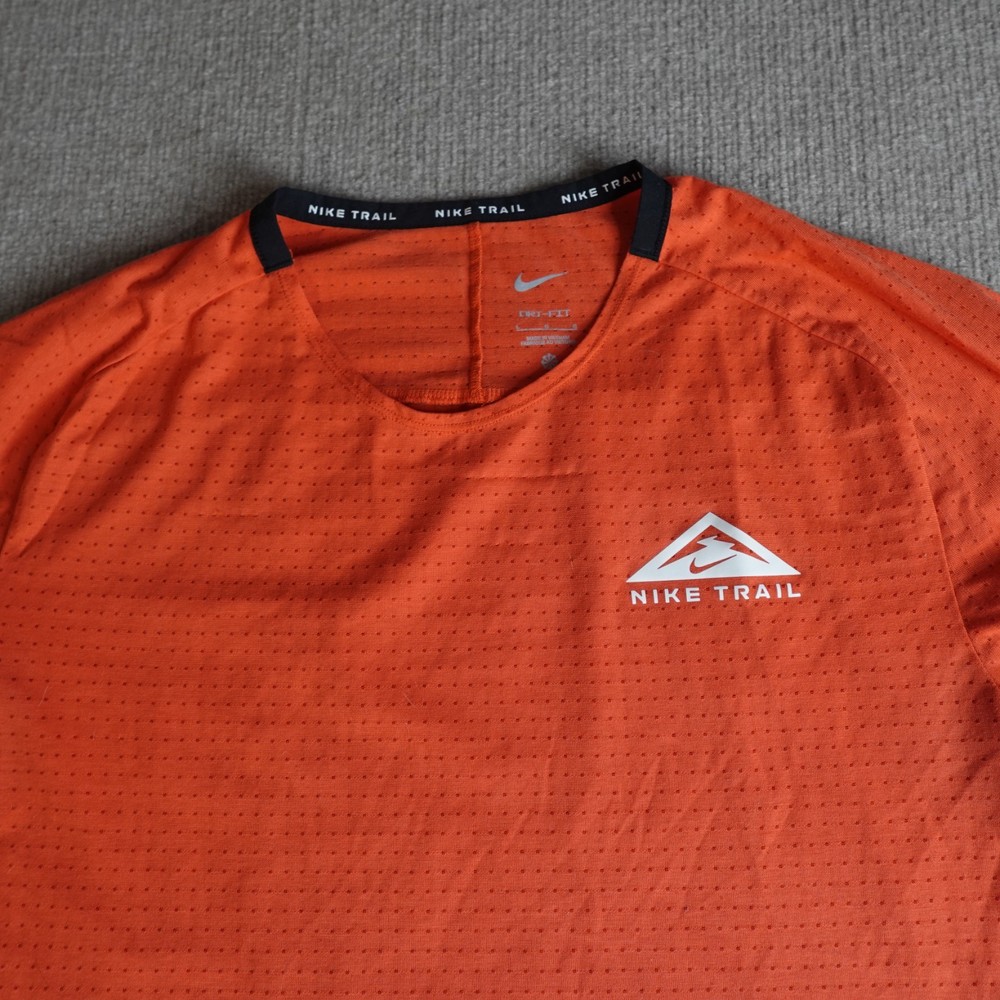 Nike Trail Shirt Large Orange Solid Rise Solar DV9305-809