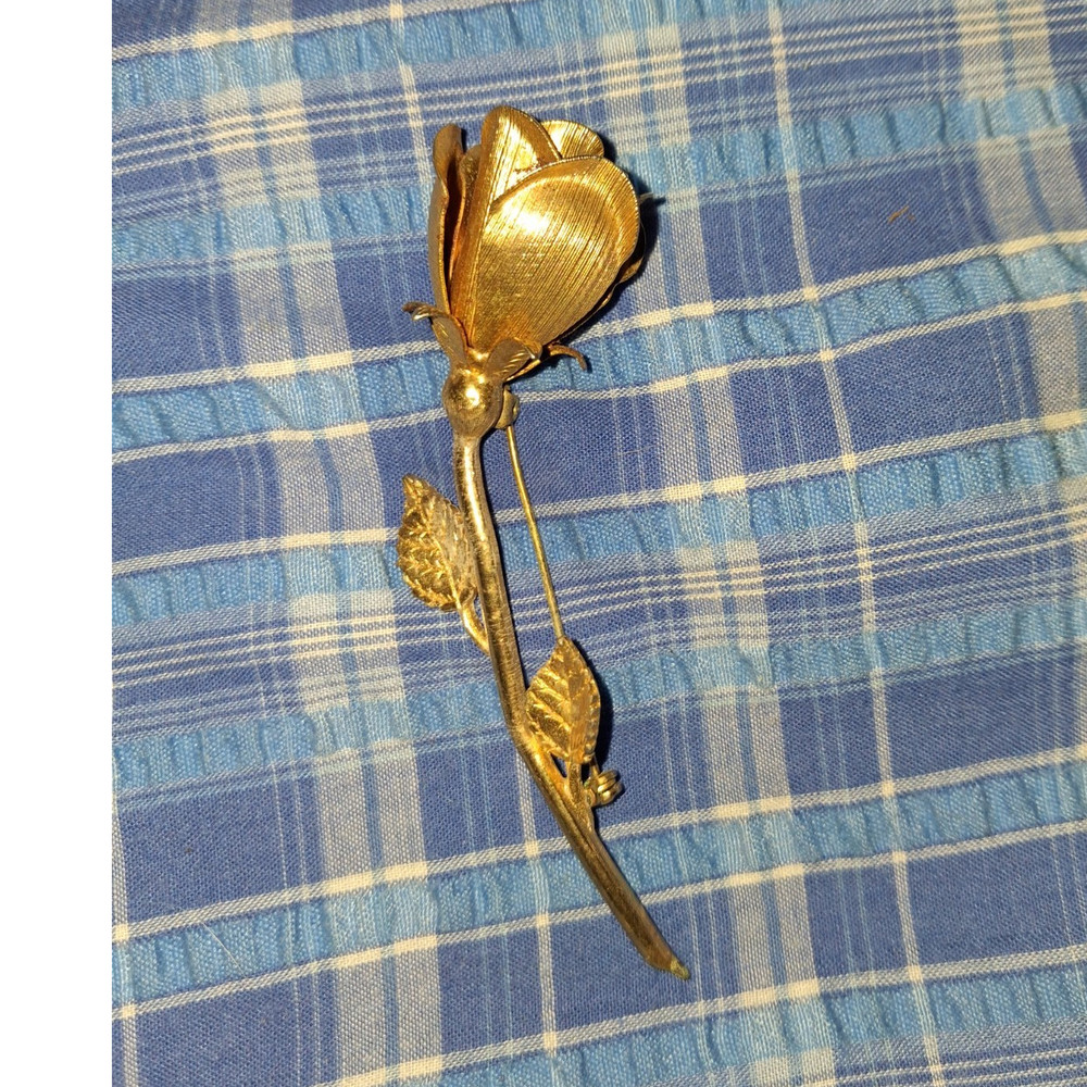 Gold Tone Metal Rose Flower Brooch Pin No Stone Flowers & Plants Theme