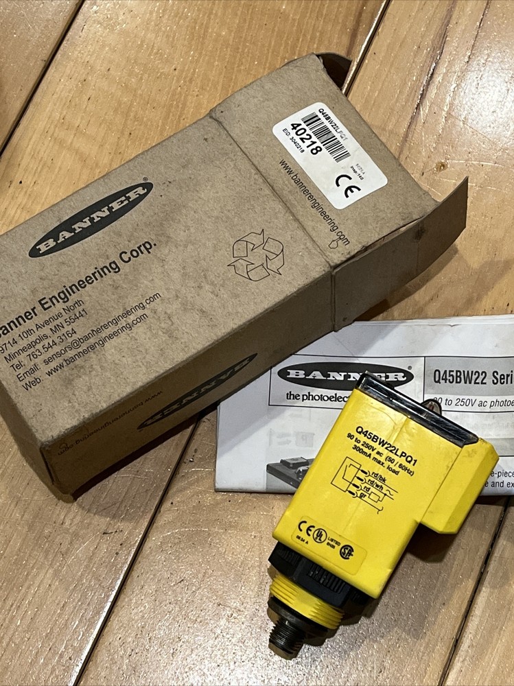 Banner Q45BW22LPQ1 Photoelectric Sensor, Polarized Retro, 6m, 90-250VAC, 4-Pin