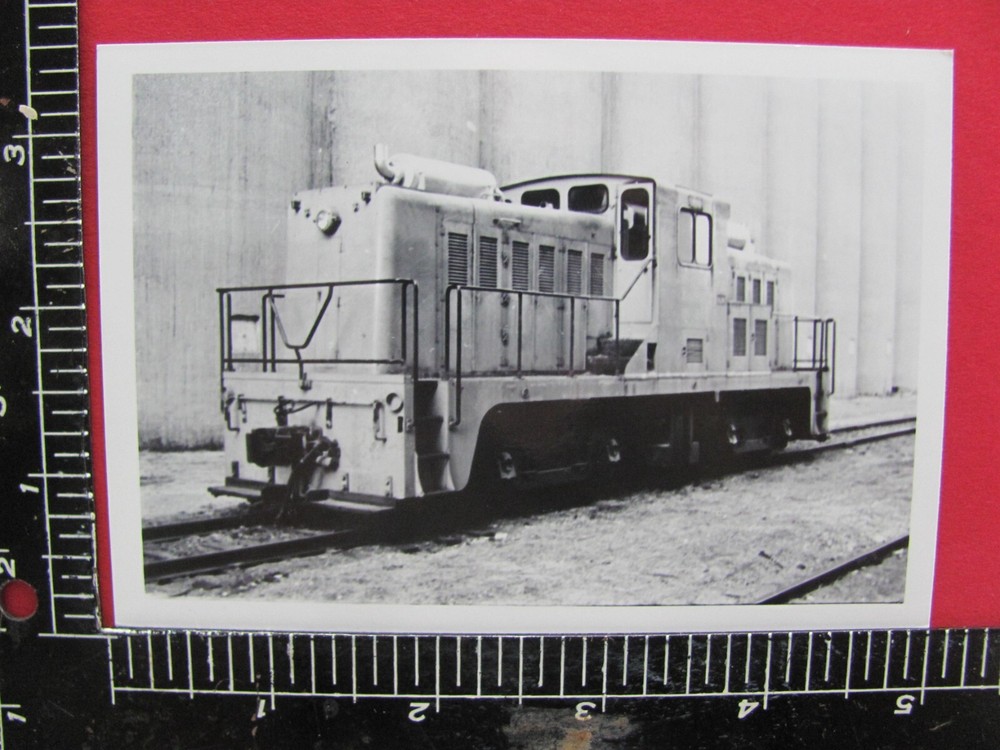 Indiana Grain Co-Op Railroad Diesel Locomotive #402 Orig Photo Indianapolis In