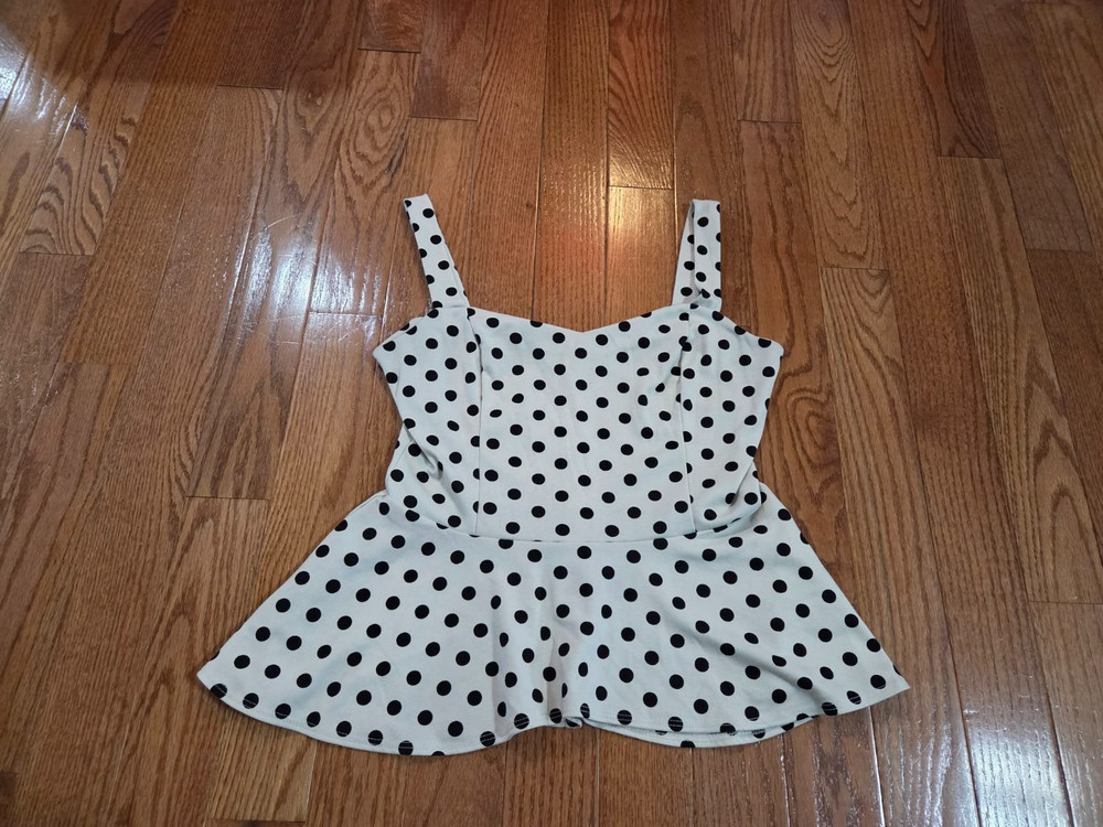 CHARLOTTE RUSSE Creme/Black Polkadot Peplum Tank Top Zip Size XL Style# 2630