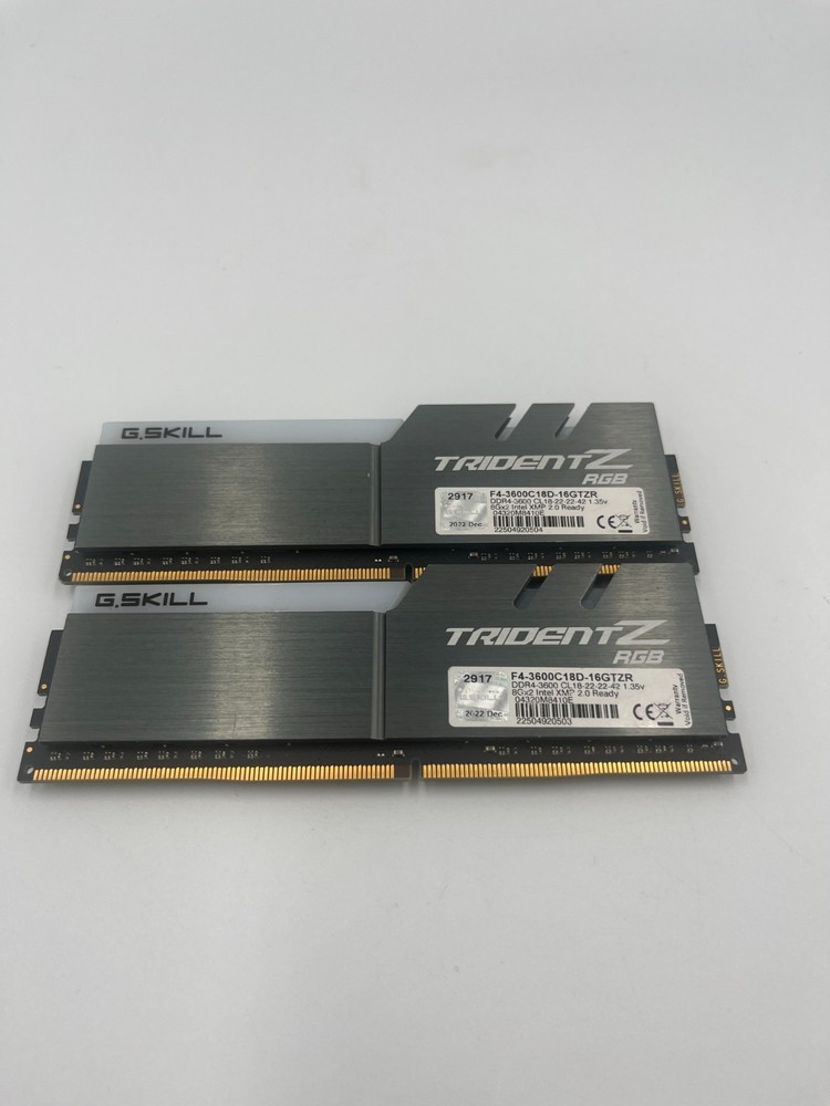 G.SKILL Trident Z RGB 16GB 2x8GB DDR4 3600 RAM F4 3600C18D 16GTZR