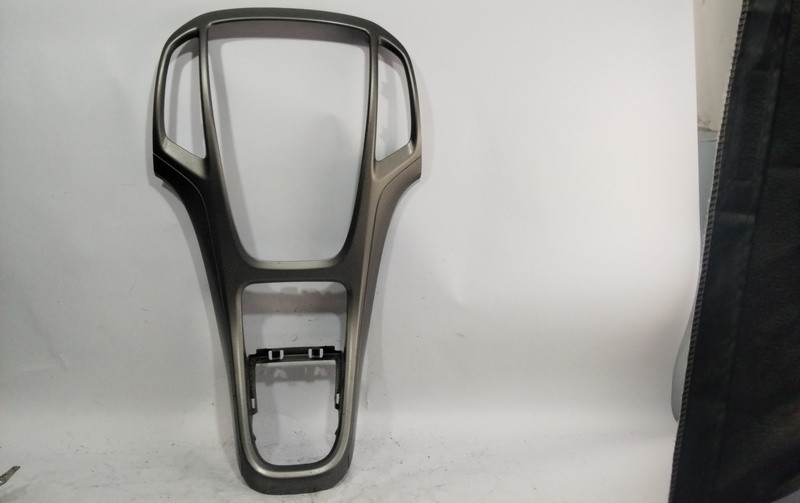 13257562 center console Opel Astra J Sports Tourer Cosmo 2011 1813996