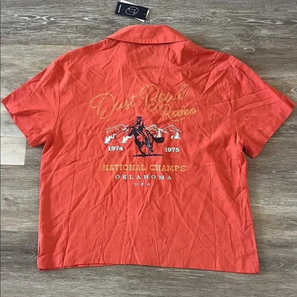 NWT Original Use Men’s Boxy Fit Rodeo Graphic Button Down Shirt Orange Size XL
