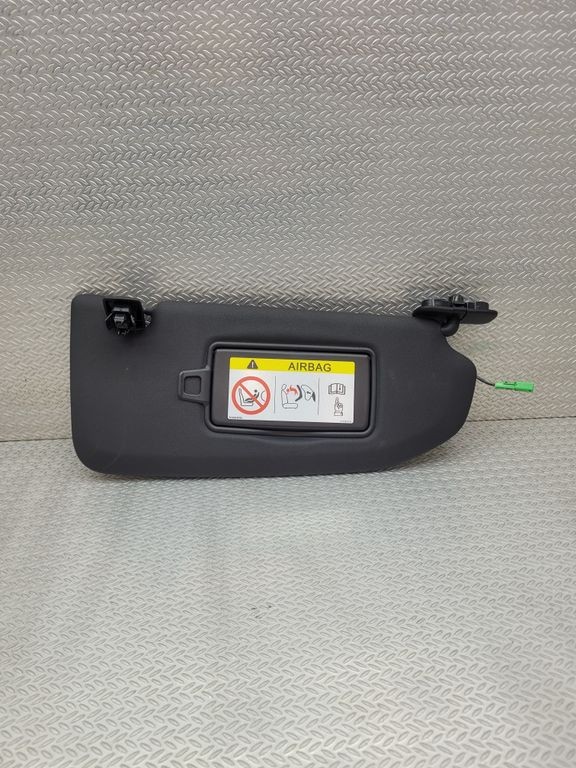 2021 Volvo XC40 Right Front Sun Visor Replacement Part SVJ22570