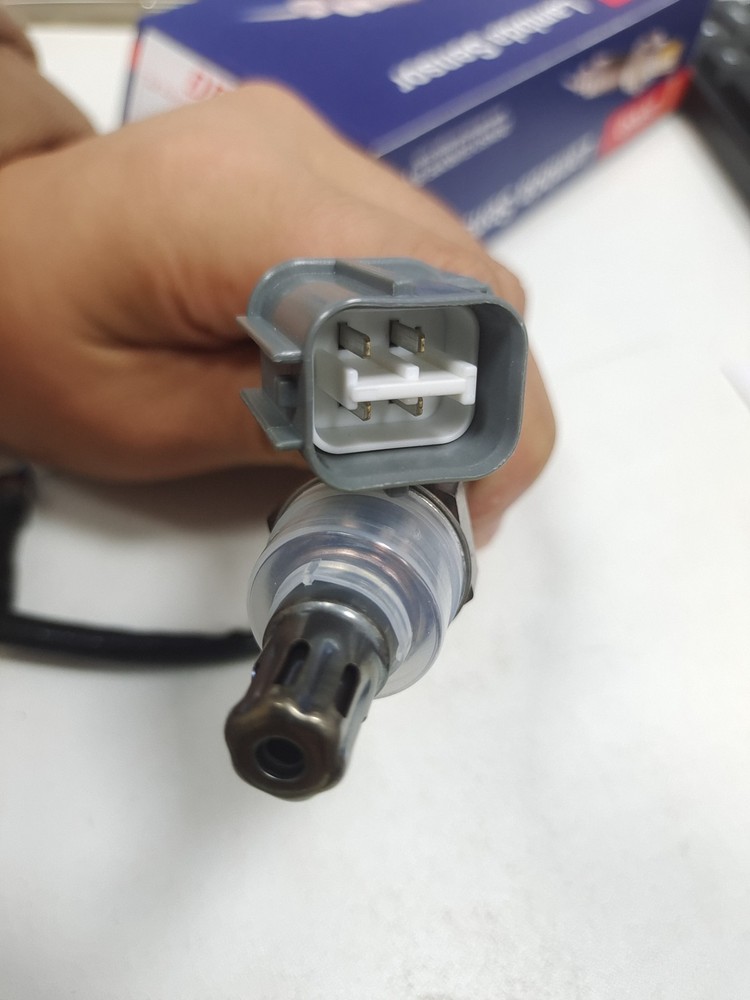 Upstream Oxygen Sensor OEM DENSO 234-9064 For 2003-2009 HONDA ELEMENT 2.4L-L4 US
