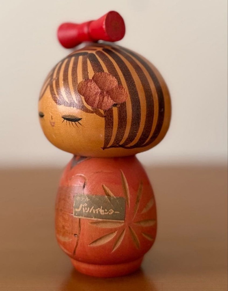 Jiro Tsuda Kokeshi Doll 12cm Retro Cute Vintage Red Ribbon Collectible
