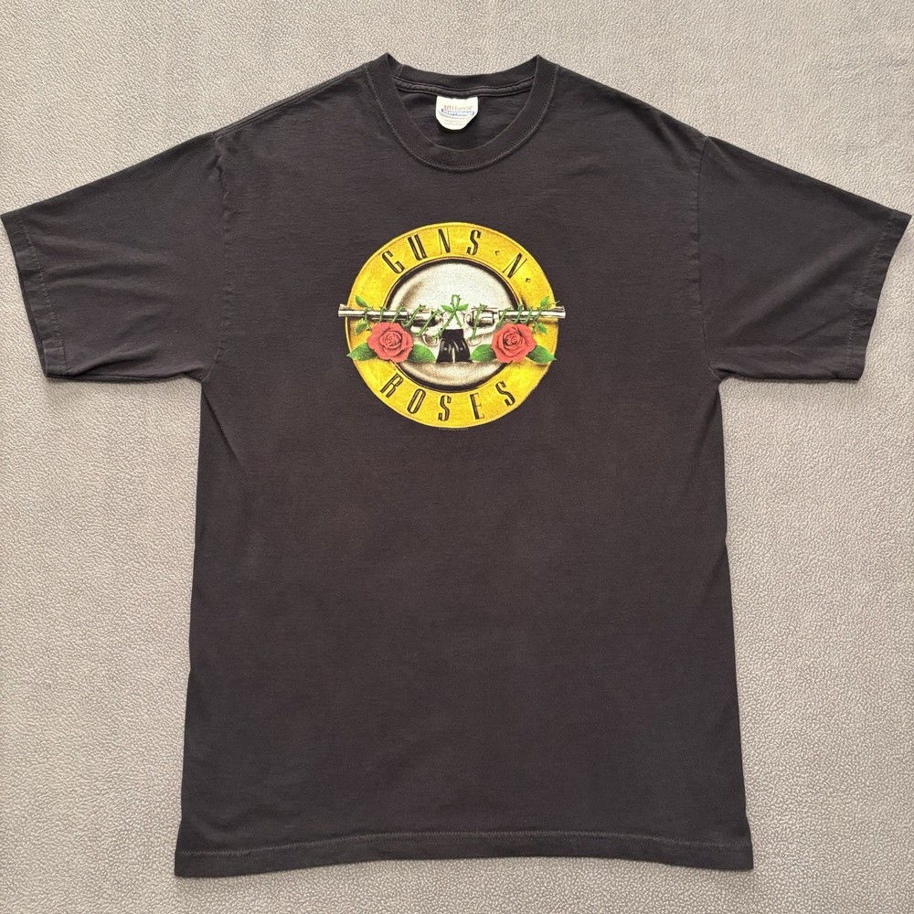 Vintage Guns N Roses 2004 T Shirt Men's Size Medium Hanes Heavyweight Preshrunk