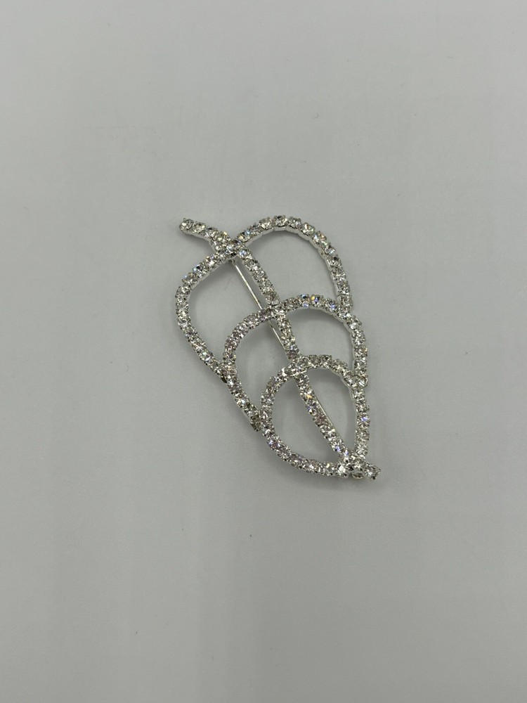 Sparkling Clear Rhinestone Leaf Brooch Pin Unsigned Silver Tone