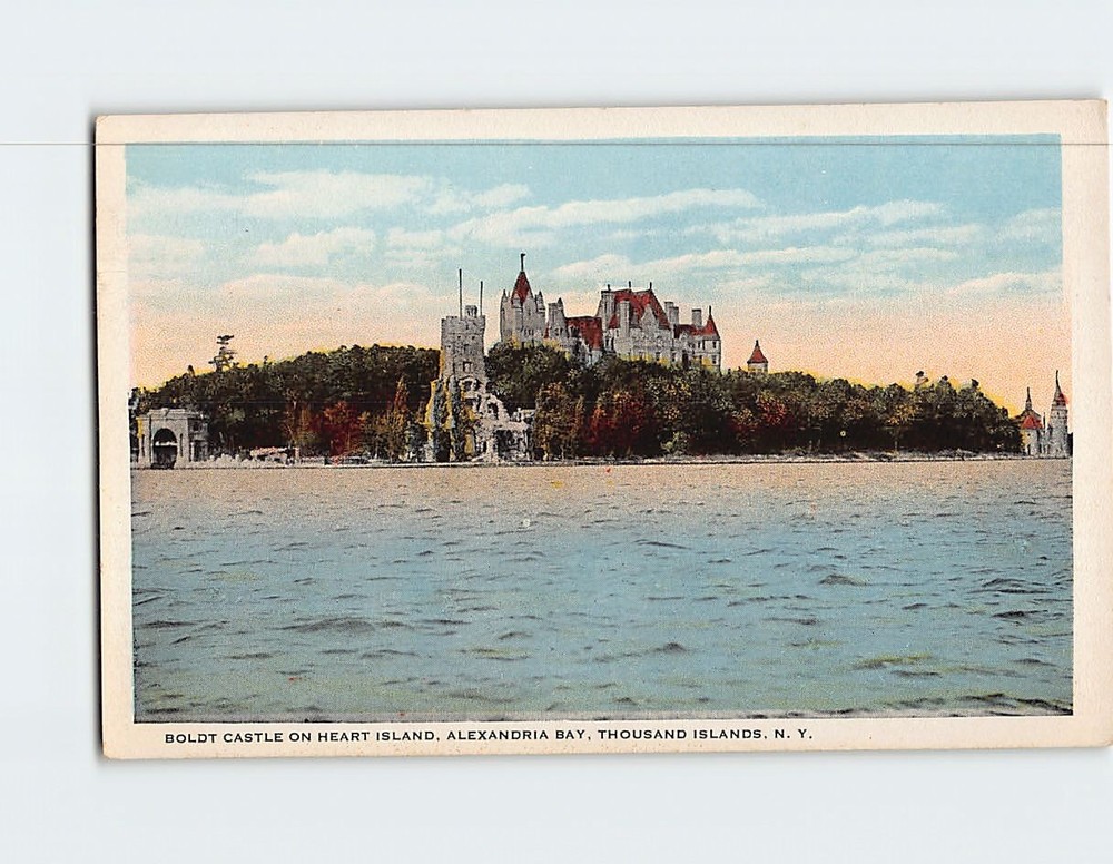 Postcard Boldt Castle Heart Island Thousand Islands New York USA