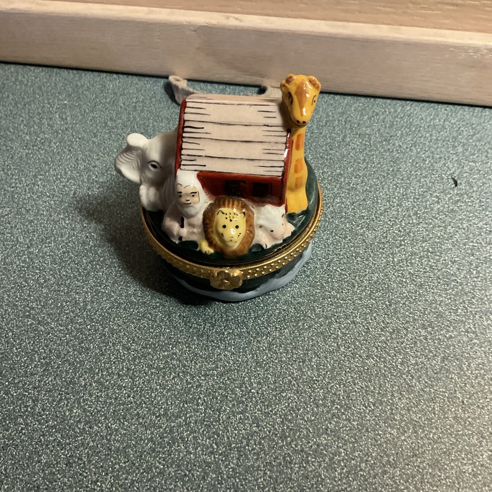 Porcelain Hinged Trinket Box Noah’s Ark