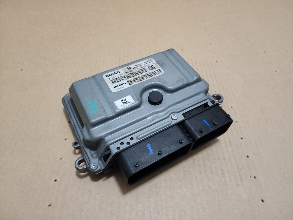 2012 VOLVO S60 T5 OEM ENGINE POWERTRAIN CONTROL MODULE ECM ECU PCM 0261209108