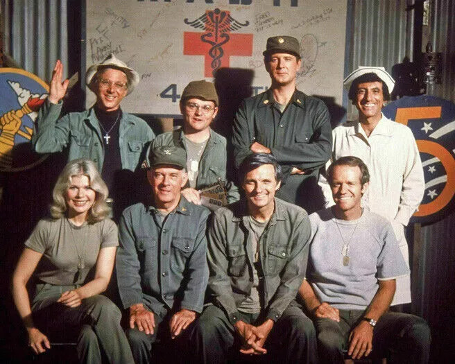 Mash Show Cast Group Portrait 4x6 Picture Celebrity Print