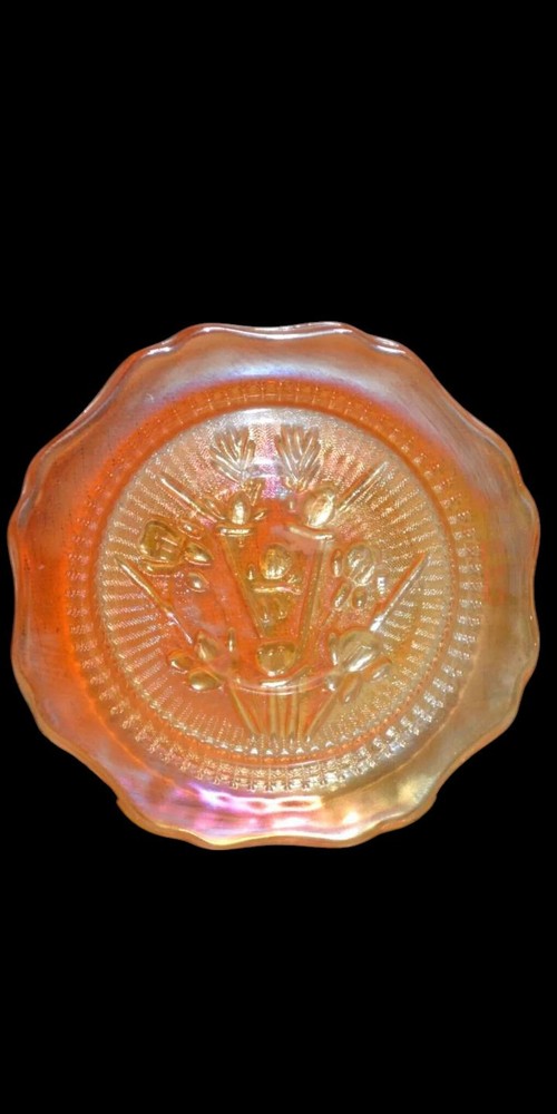 Jeannette Glass Co Iris & Herringbone Pattern 5 1/2