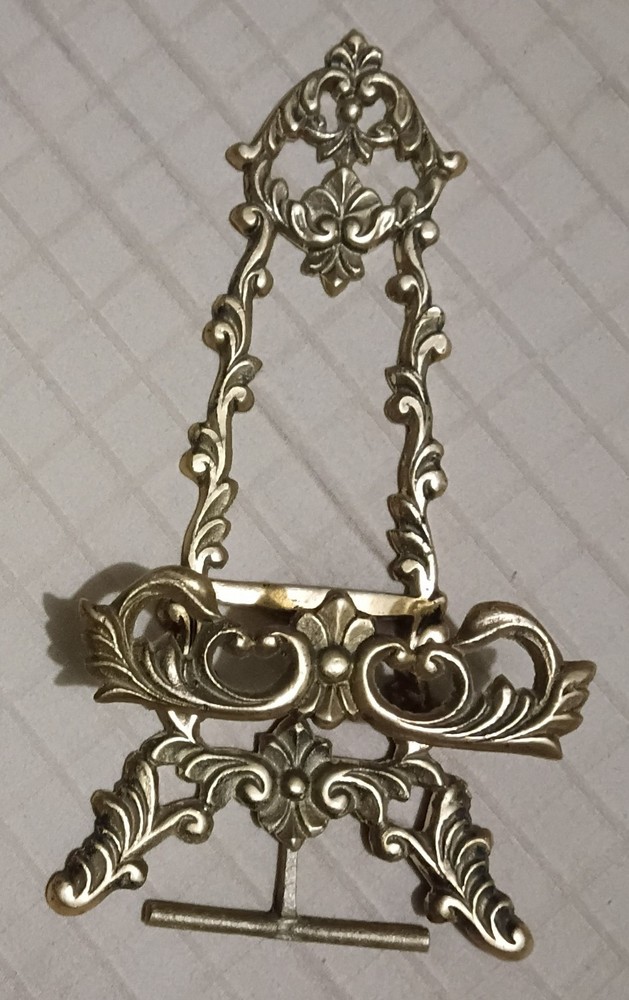 Vintage Victorian Style Brass Display Easel -  Plate Holder 7” Ornate