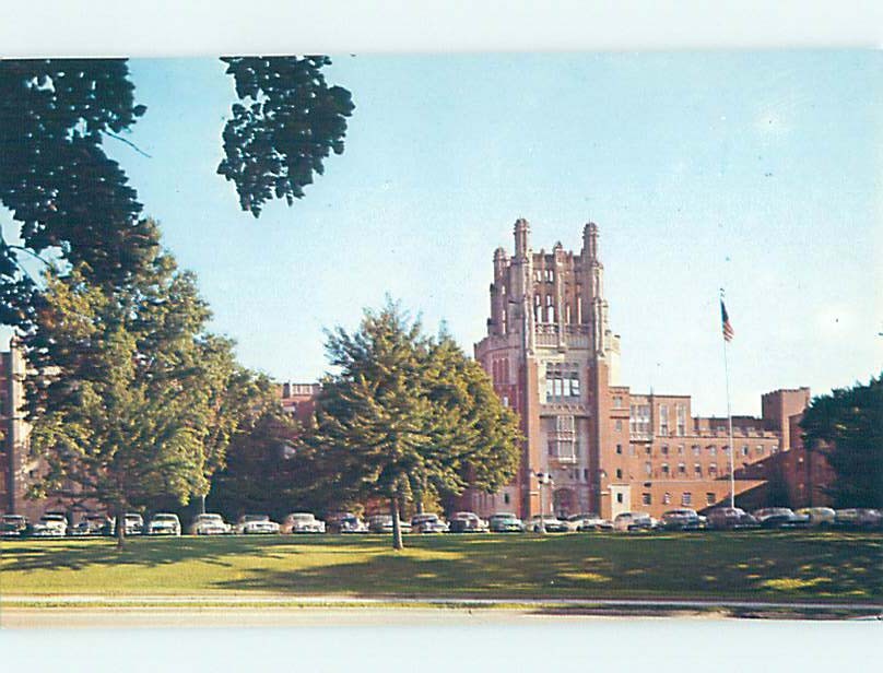 Chrome UNIVERSITY SCENE Iowa City IA m/09 AG8772
