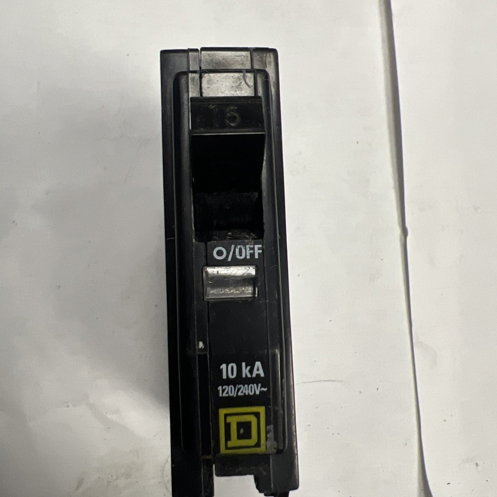 Square D QO115 15 A Miniature Circuit Breaker
