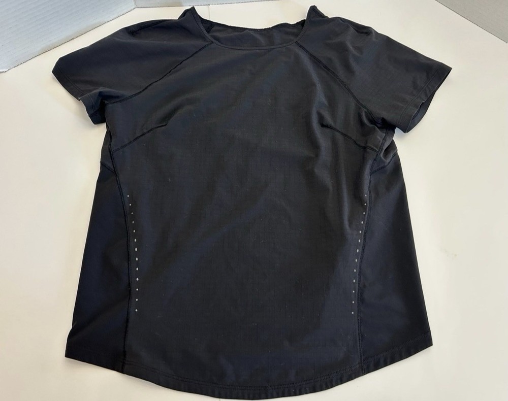 Lululemon Shirt Womens Small (4-6) Lightweight Stretch Running Short Sleeve