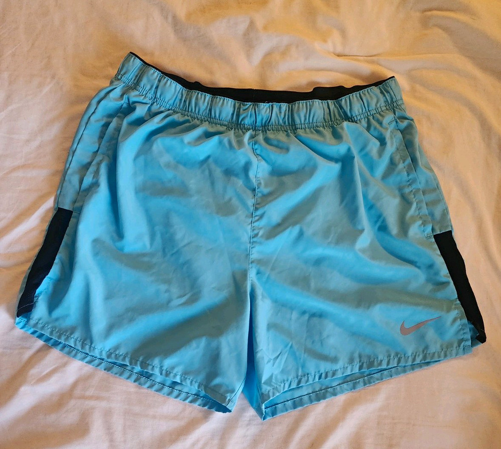 Nike Dri-FIT Size L Running Shorts Lightweight Blue Built-in Underwear