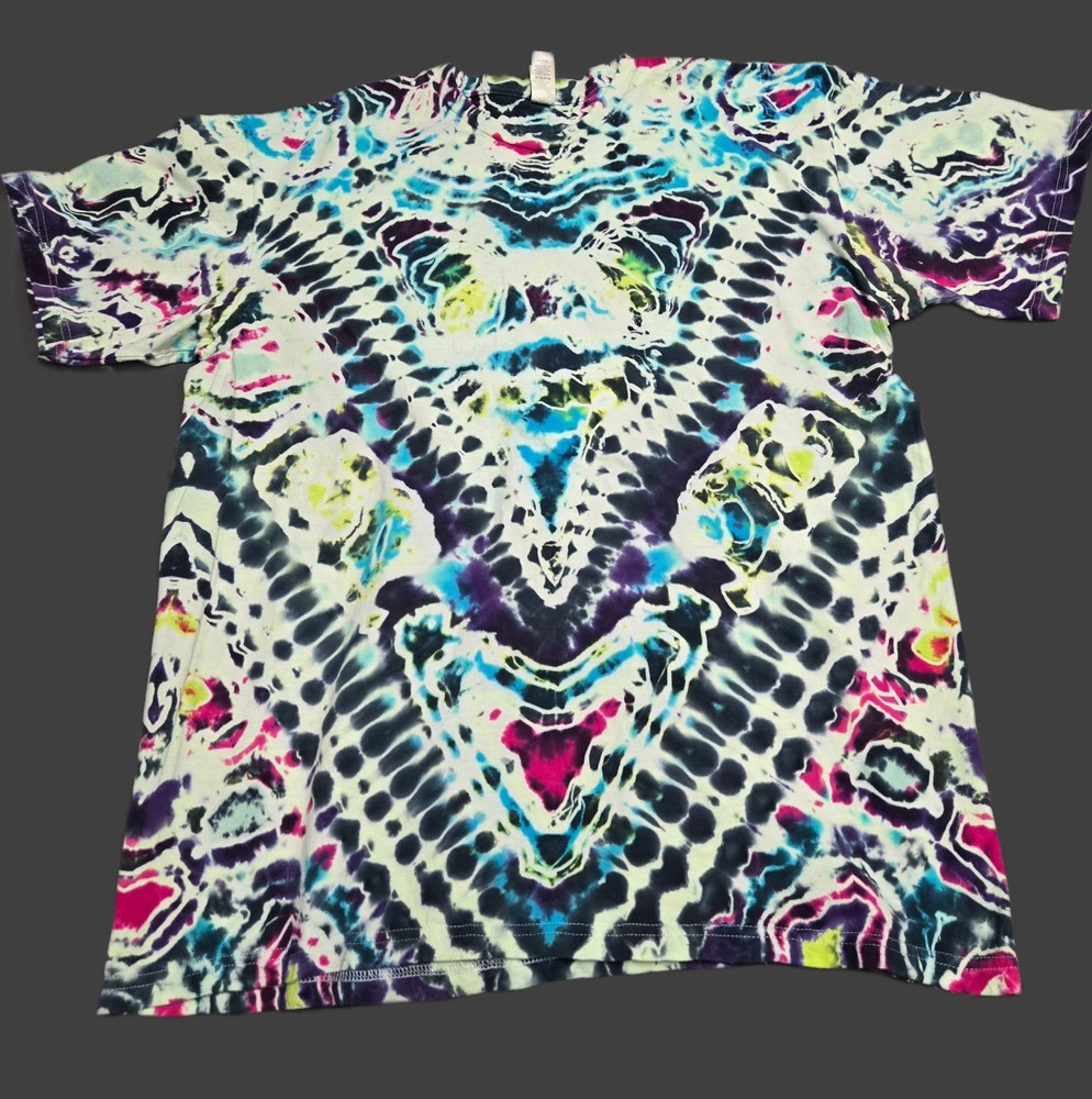 Hand Dyed Short Sleeve Tie Dye T Shirt Unisex For Men And Women