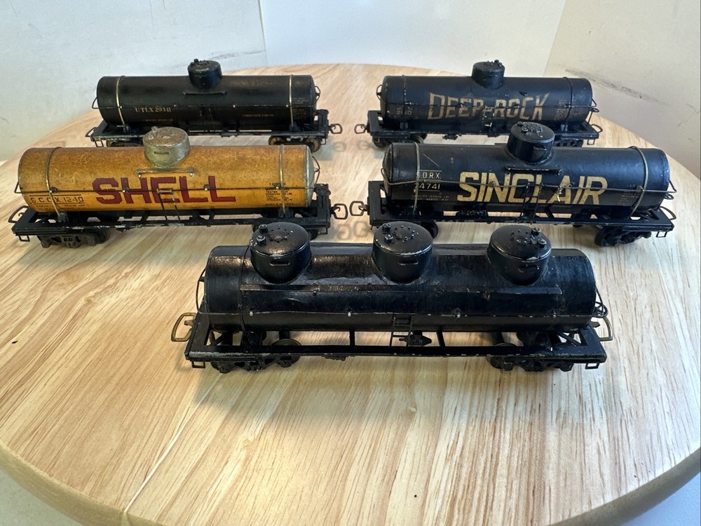 5- Vintage Ho Scale Mantua Die Cast Tank Cars Utlx, Shell, Deep Rock, Sinclair