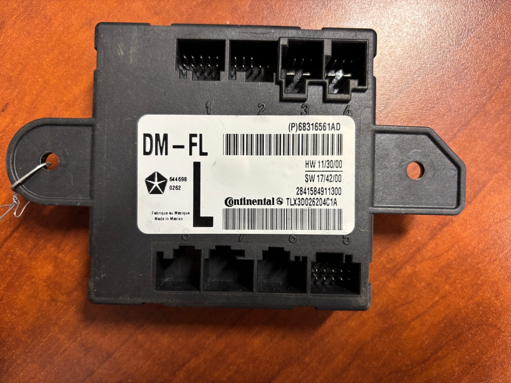 Door Control Module Mopar 68316561AD