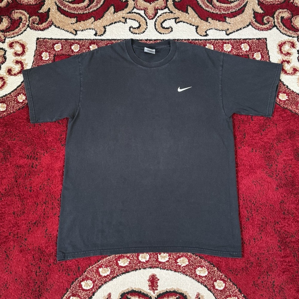 Vintage Y2K Nike Swoosh Faded Black Boxy T Shirt Size L Grunge Skate