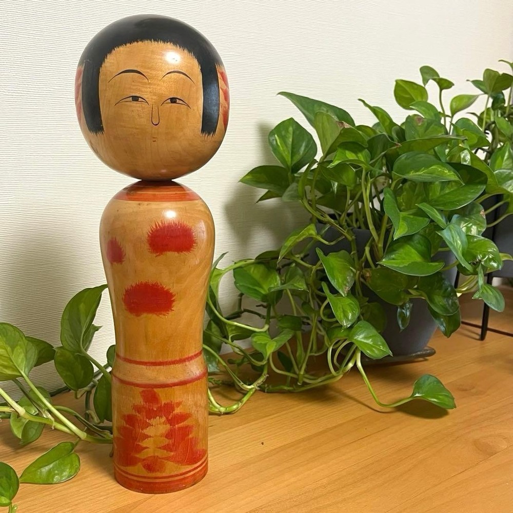 Takeo Saito Kokeshi Doll Zao Takayu Traditional Vintage Toy Red Floral Design