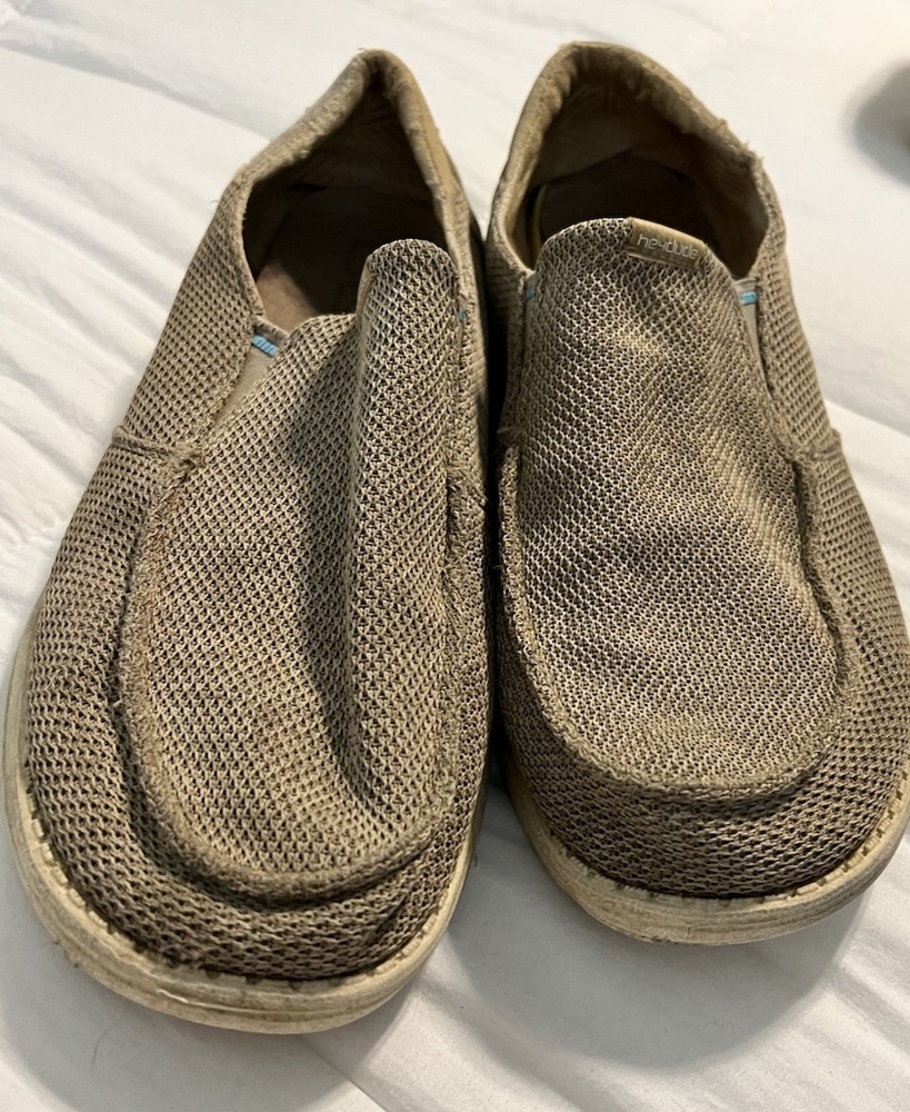 Hey Dudes Khaki Shoes, Mens Size 10 Slip On Not In Best Shape But Cheap