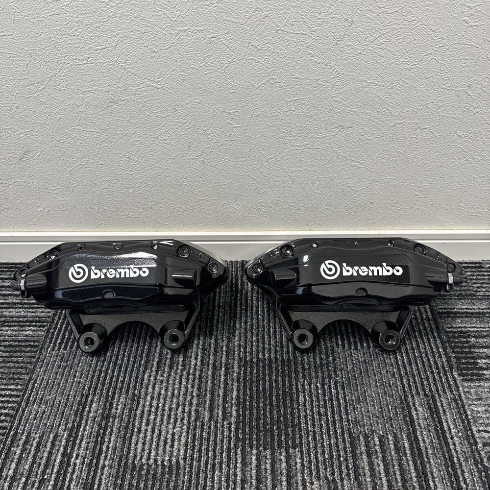 Brand NEW Front 4 Pot Brembo Calipers For: Nissan Skyline R33 GTR BCNR33 95-98