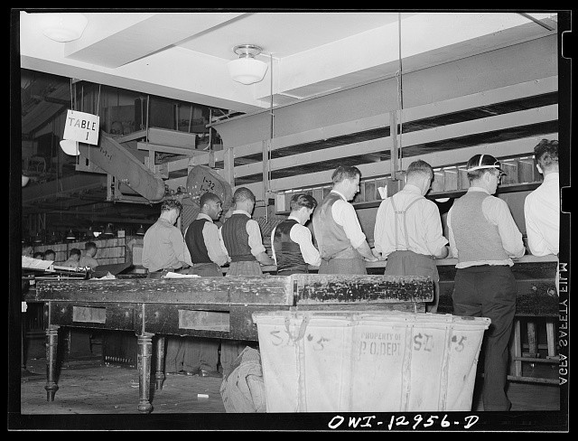 Photo:Washington DC 1938 Main Post Office Mail Sorting Workers