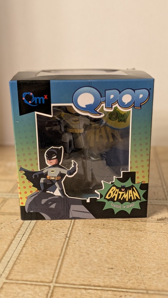 Exclusive Q-Pop Batman DC Comics Vinyl Figure - Collectible Loot Crate Edition