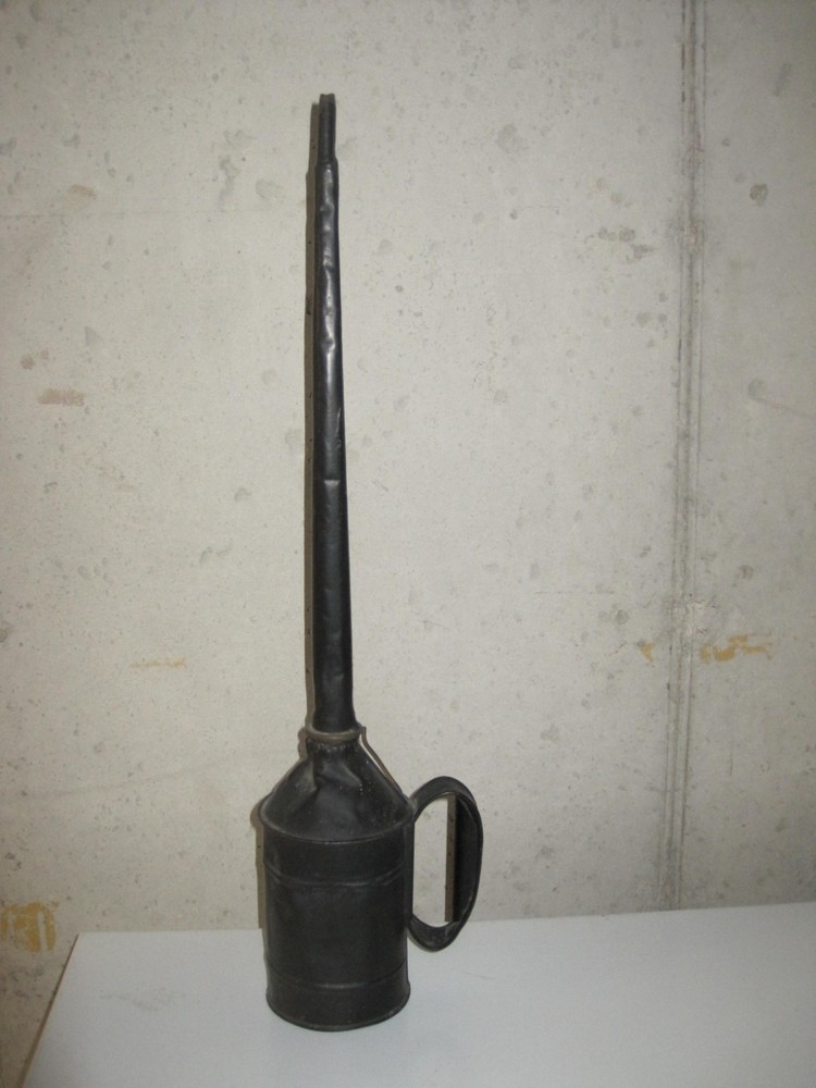 Vintage Antique Steam Locomotive Long Spout Oiler Railroad Oil Can