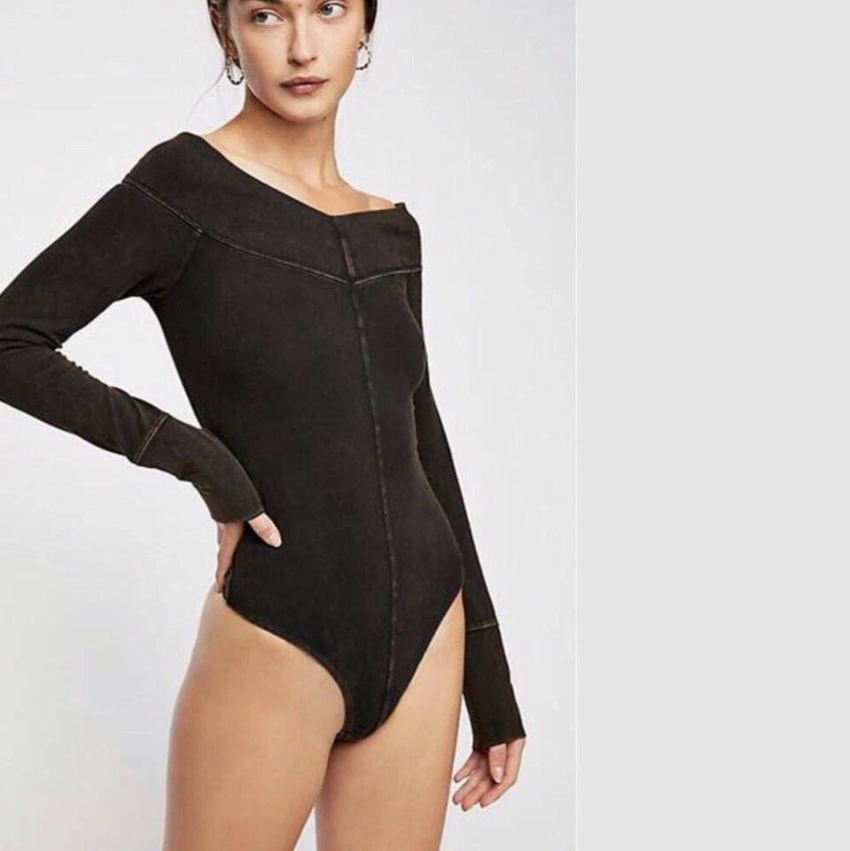 Free People Women's Zone Out Black Long Sleeve Solid Casual Bodysuit Size XS