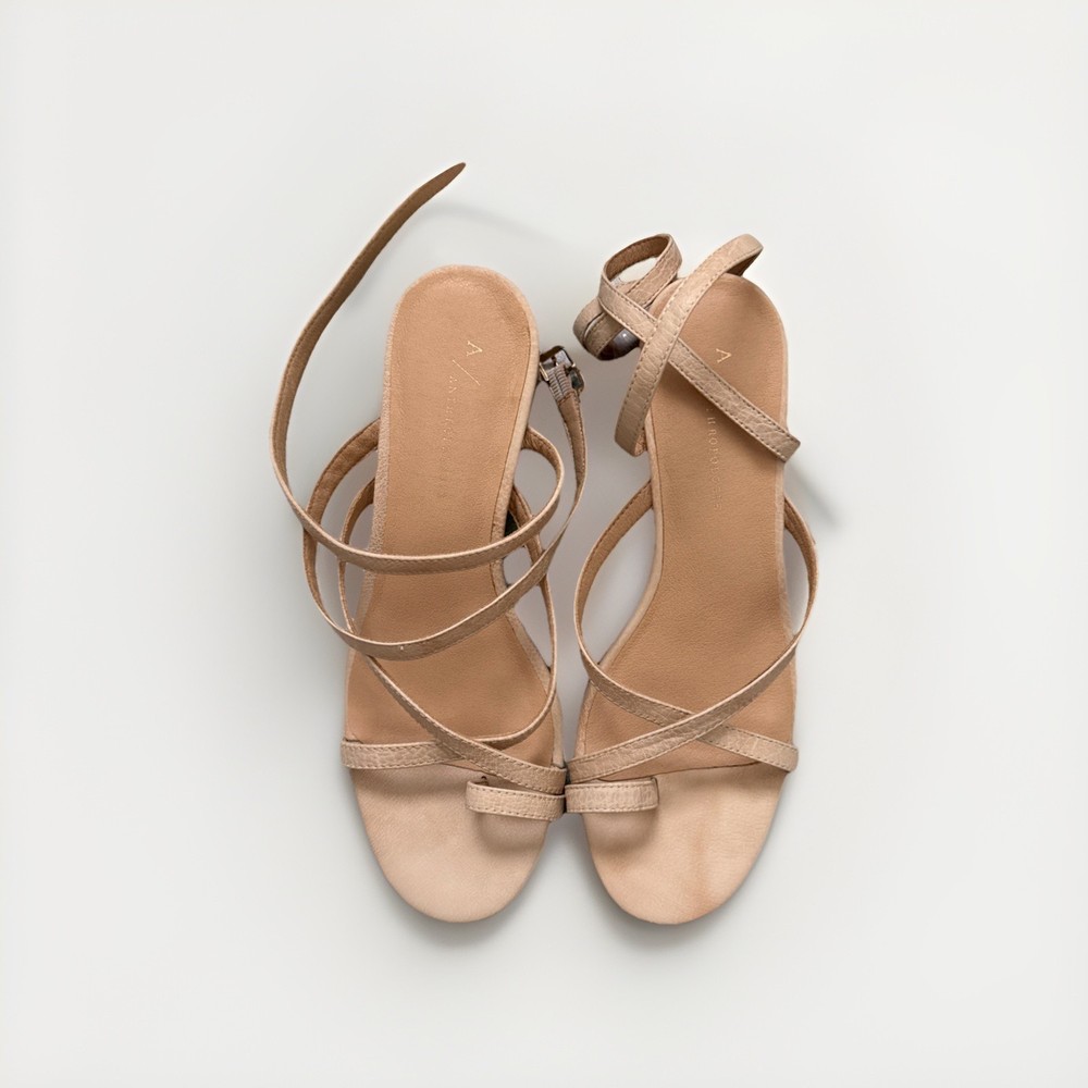 Anthropologie Strappy sandals cream SZ 8