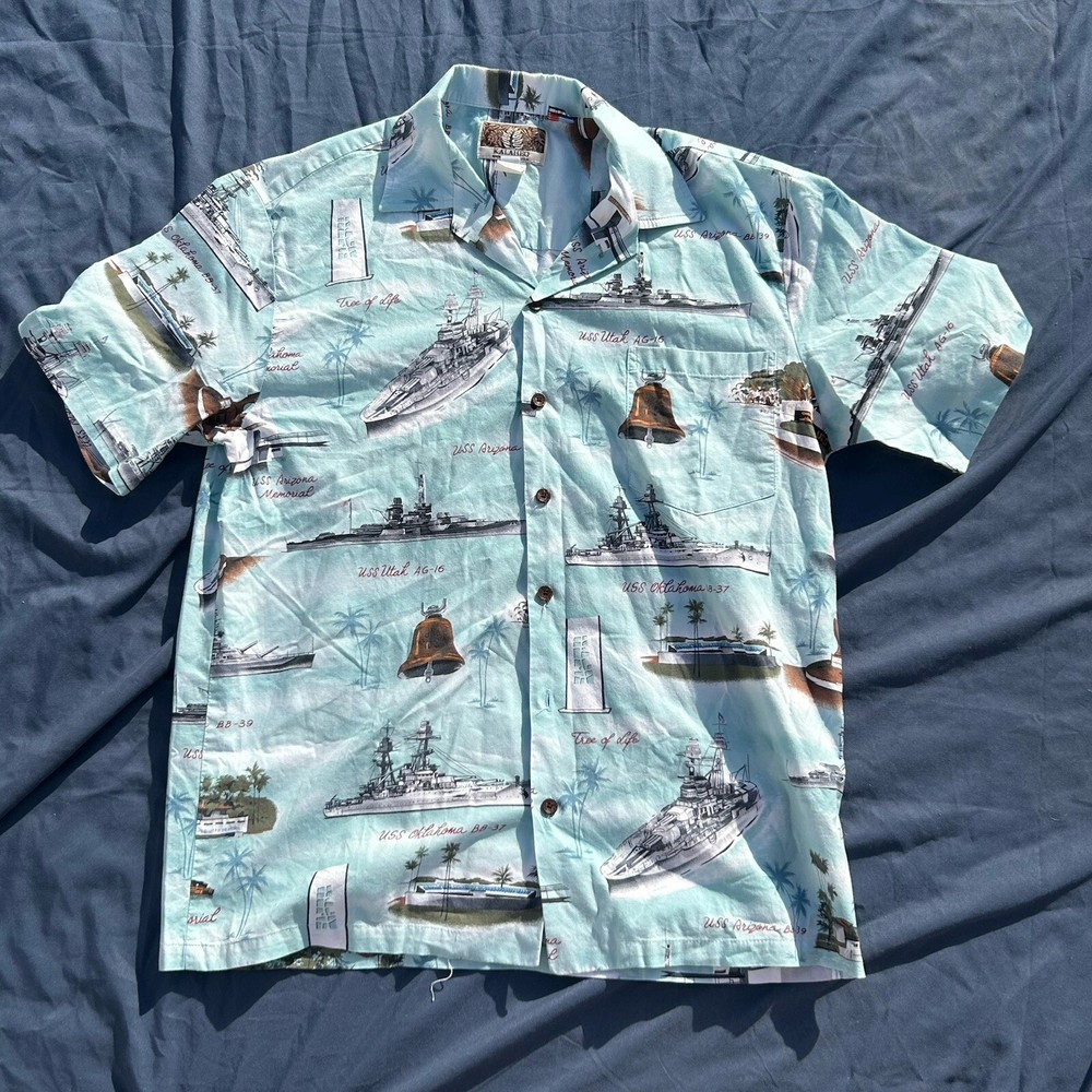 KALAHEO US Navy Battleships WW2 Memorial Pearl Harbor Hawaiian Shirt Men Sz M