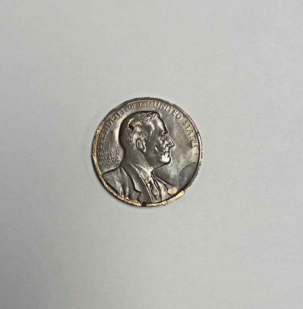 Circulated Commemorative President Franklin D. Roosevelt Copper Medallion Token