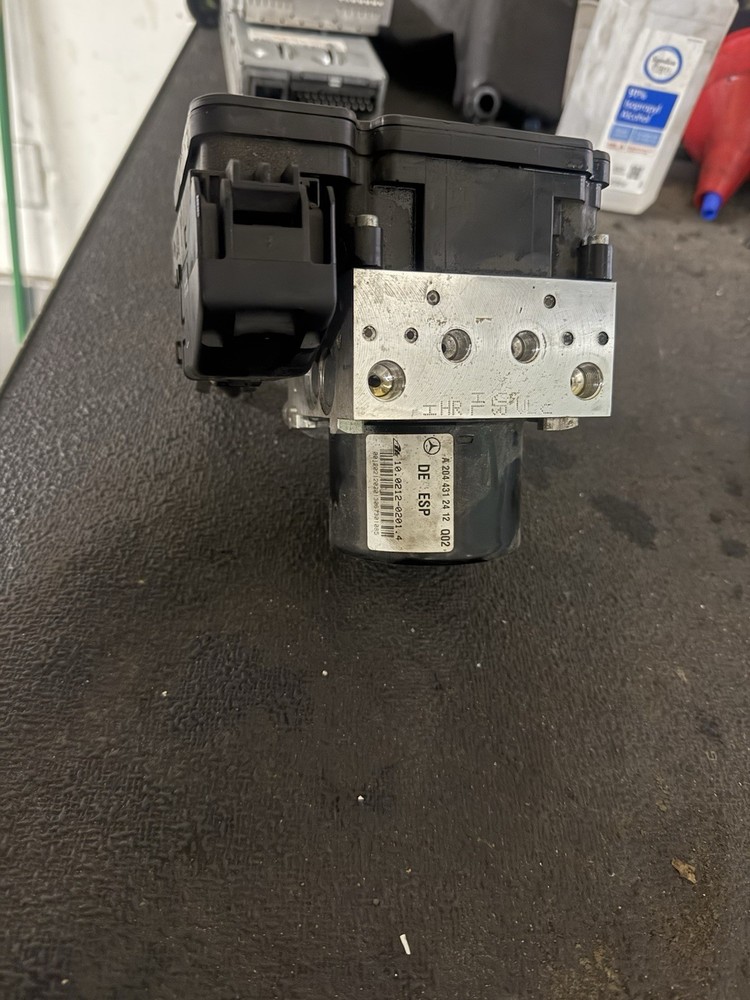 08 MERCEDES BENZ C300 ABS PUMP ANTILOCK BRAKE MODULE ASSEMBLY A204 431 24 12