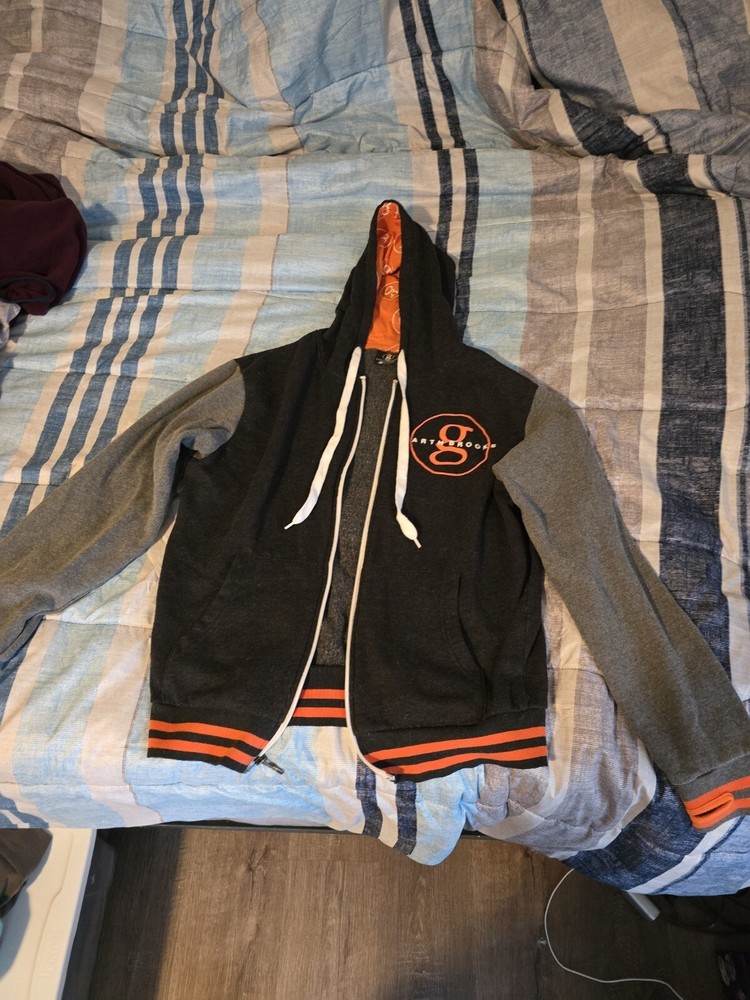 Garth Brooks World Tour Sweatshirt Women's Small Country Concert