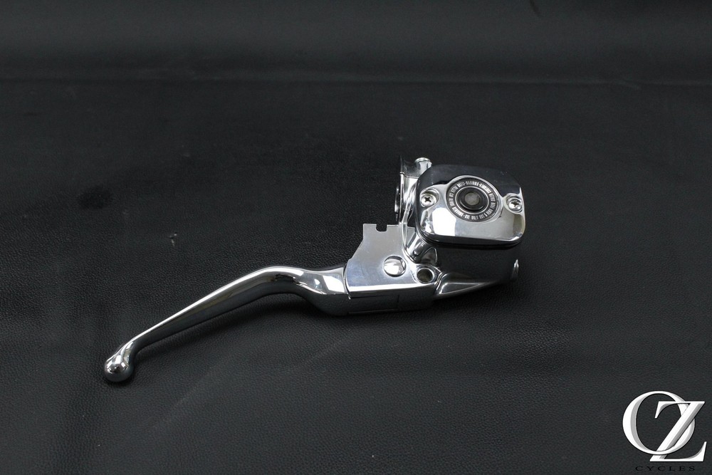 04-05 Harley FLHTCSE CVO Electra Glide 11/16 Bore Front Brake Master Chrome