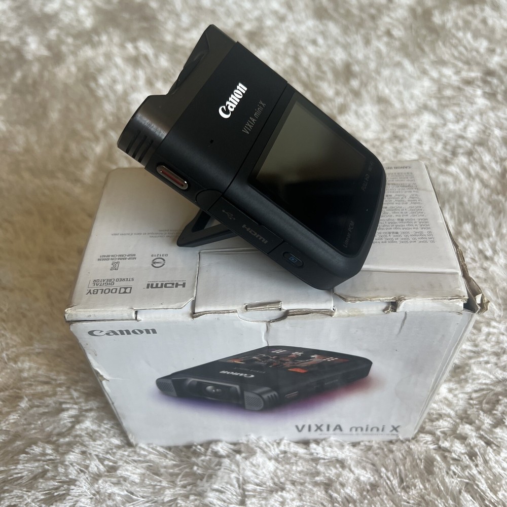 Canon Vixia Mini X VLOGGING Camera Black - Charger & Battery All Accessories ￼