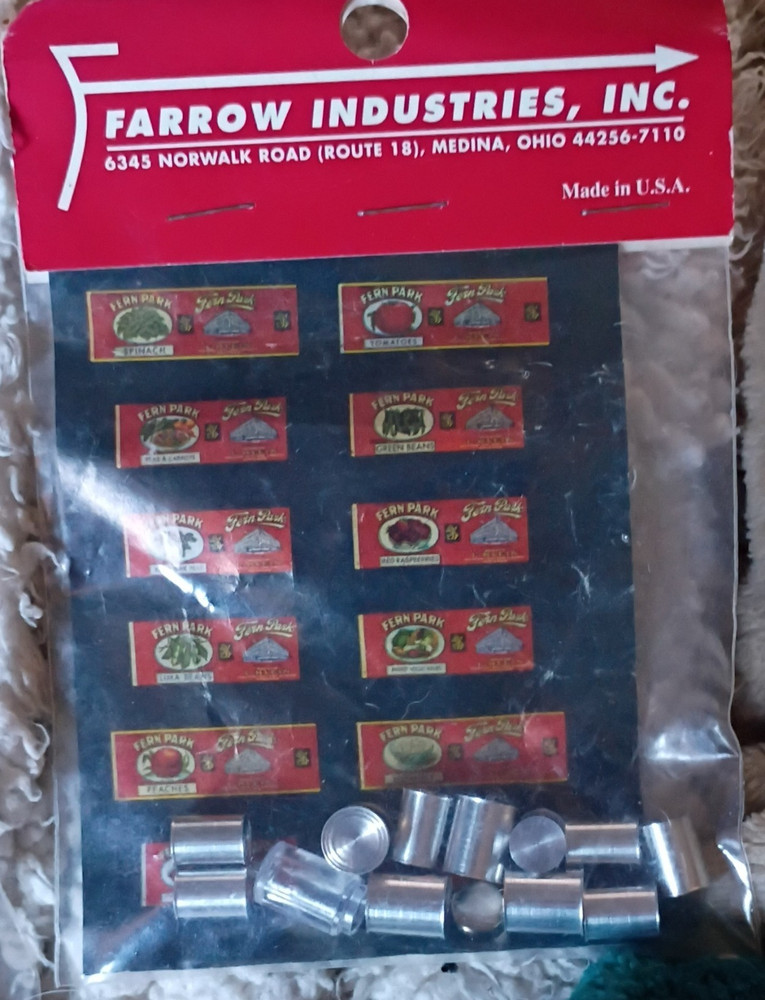 Farrow Industries, Inc. Dollhouse Groceries DIY Kit 1:12 Scale 12 Cans & Labels