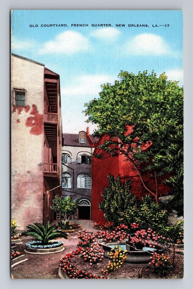 New Orleans LA-Louisiana Courtyard French Quarter Vintage Postcard