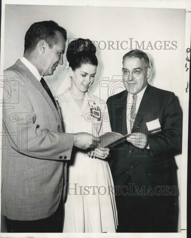 1968 Press Photo American Mosquito Control Association convention at Jung Hotel